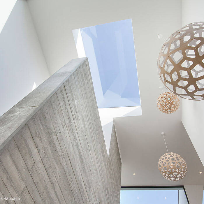 2591_310_Villa-Y_Blick-nach-oben-u-ber-alle-Geschosse_300dpi_10_700pixel