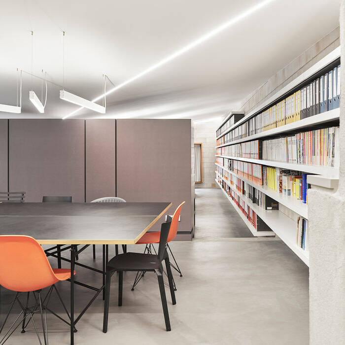 2832_201113_30_15_700pixel