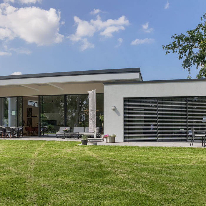 2_15_700pixelt5MzIt2eSFf1J