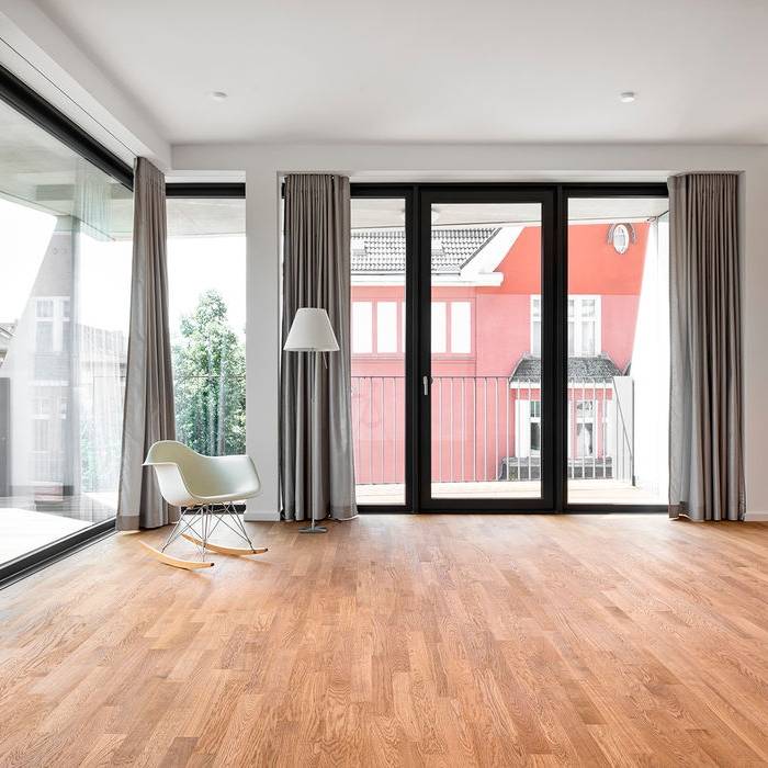 2_15_700pixelzxCYC2kAFFNDC