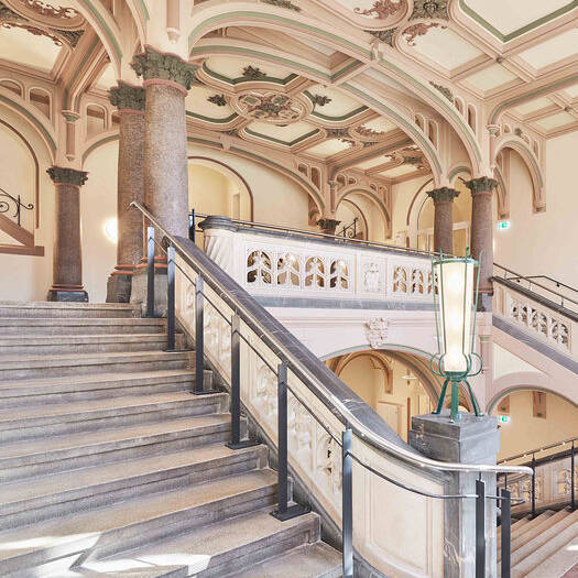 3036_230405_12_10_700pixel