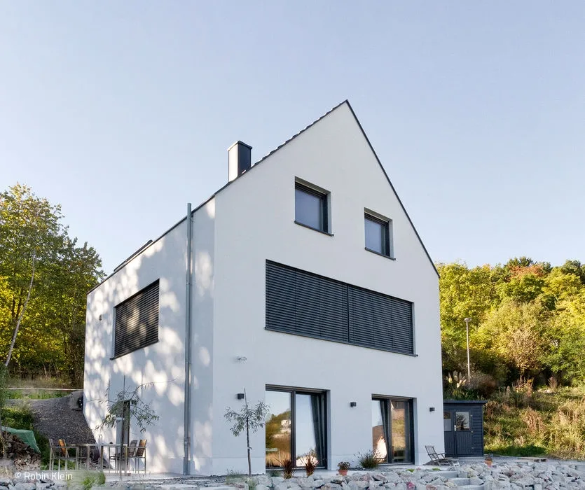 31-Haus-Lejsek-Aussen-Garten_15_700pixel