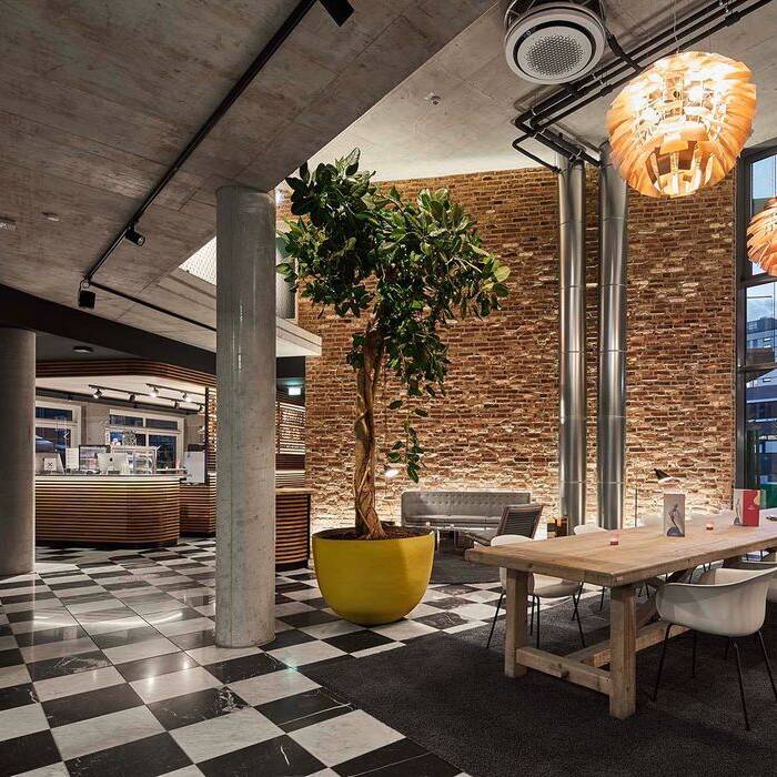 32878_Essen_Flowers-Hotel_0995_15_700pixel