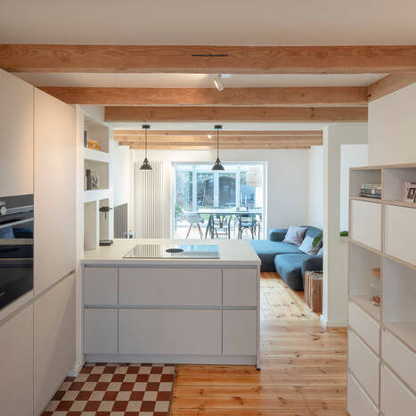 3473_08_DS_10_700pixel