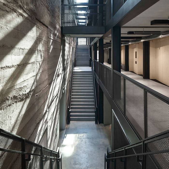 3585_21092x_HGE70_EP04086_0011_10_700pixel