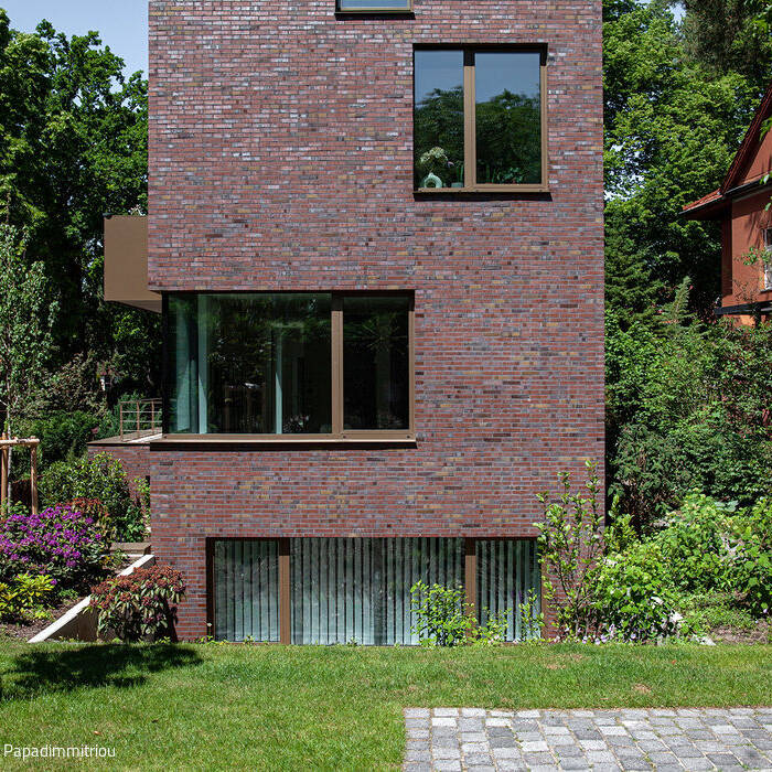 39_305_06_15_700pixel