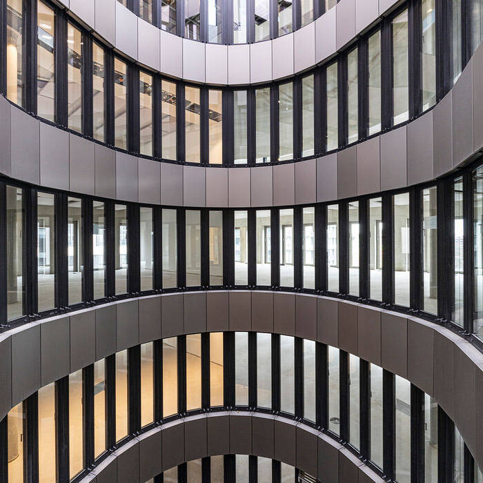 4991_037_15_700pixel