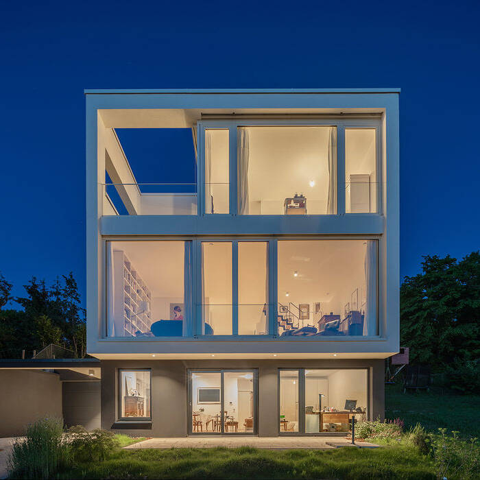 4G3A4122_b_15_700pixel