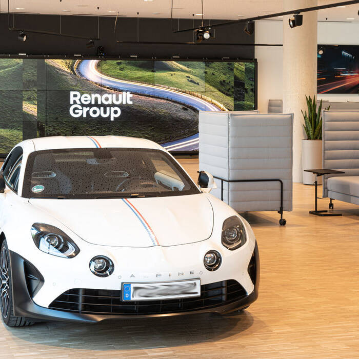 4_Renault_EG_004b_b_10_700pixel