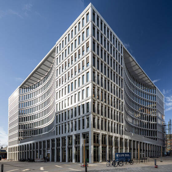 5094_097_21_700pixel