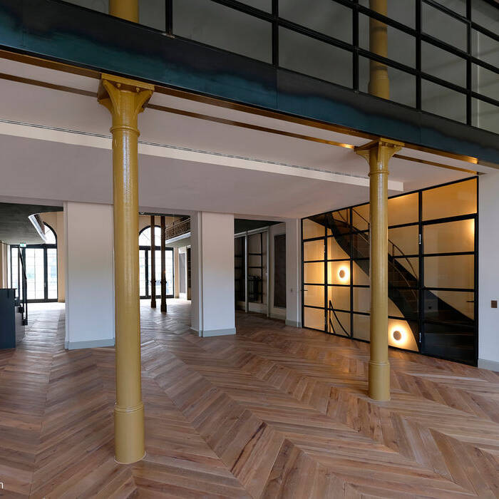 5-1_041_EG_Saaldurchblick_210915_DSF0874_15_700pixel