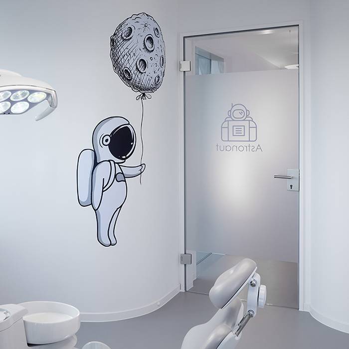 5_Behandlungsraum-Kinderzahnarztpraxis_10_700pixel