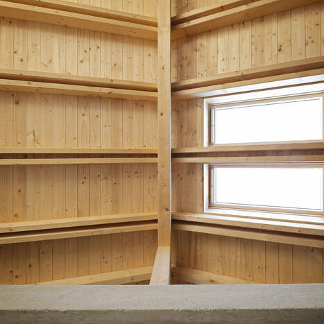 7C3A2020_10_700pixel