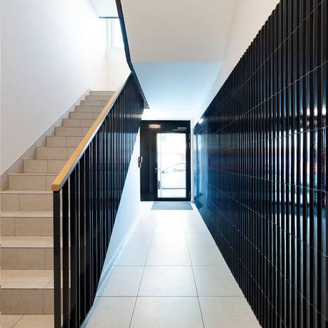 9_Kunst-Herbert_Bahrenfelderstr_Treppenhaus-7873_10_700pixel