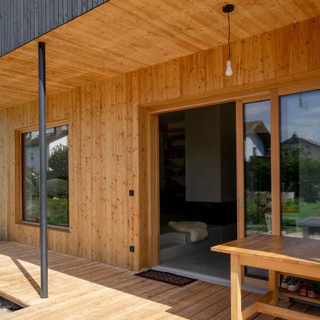 A025_fullRes_04_10_700pixel