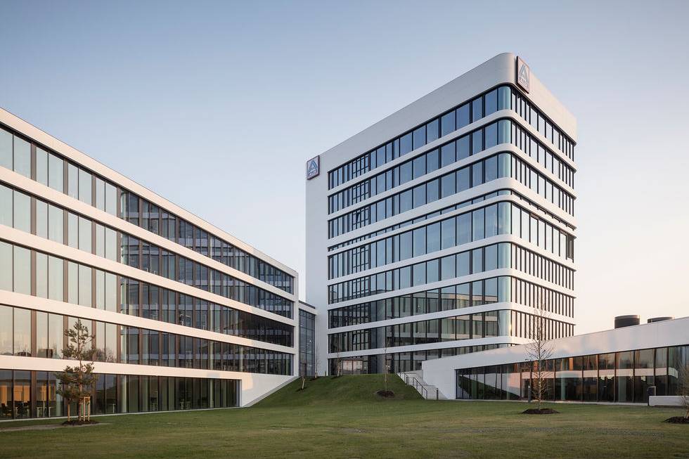 ACE_9203_15_700pixel