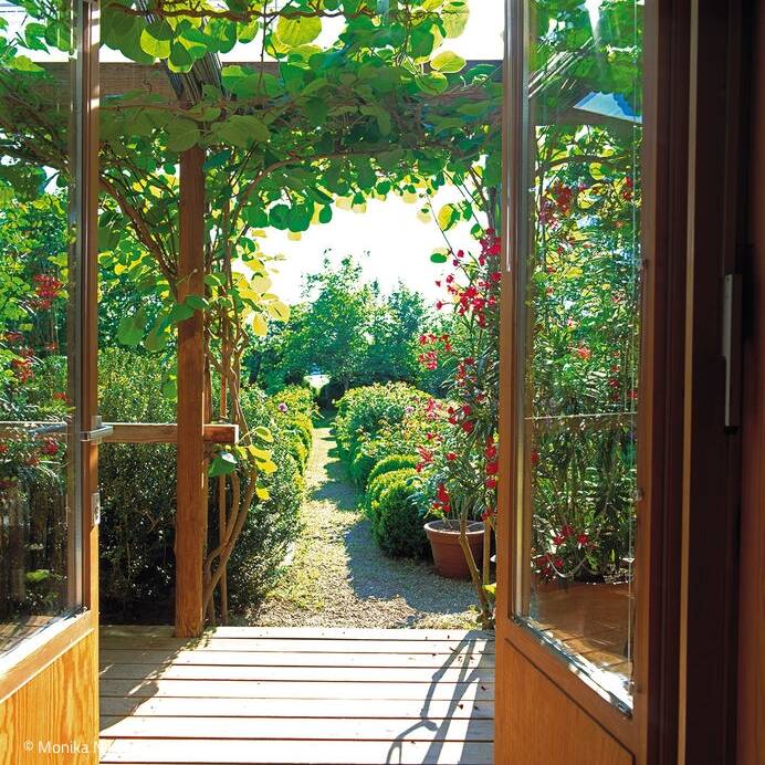 AMP_Garten_00-22_MN_300-C-Monika-Nikolic_10_700pixel