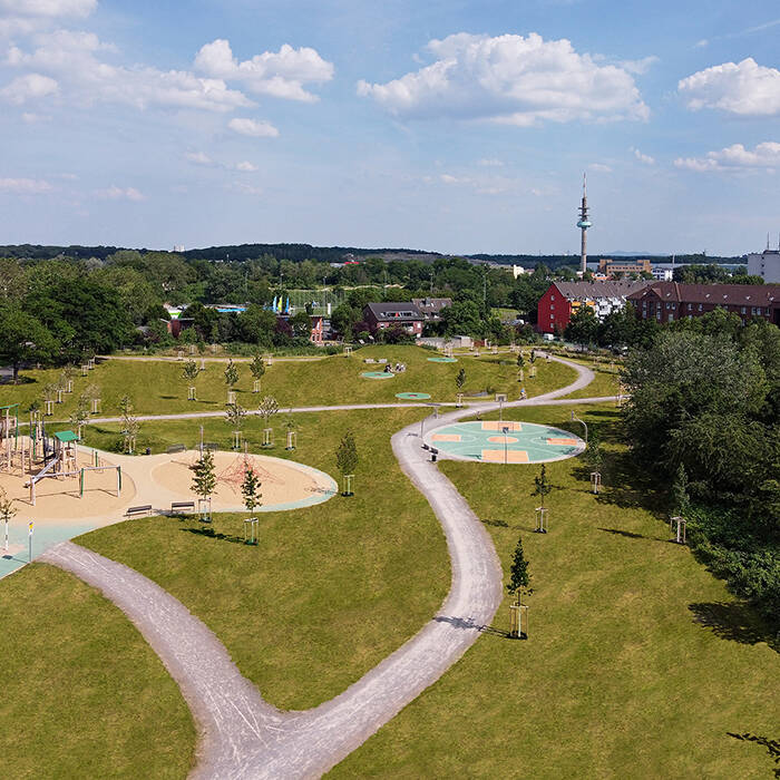 AWK-21-06-Guido-Erbring-69_RET_O-A2_15_700pixel