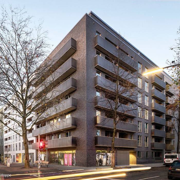 AmandaStr-_300_15_700pixel