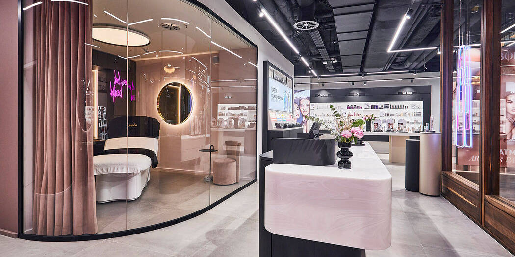 BABOR_BrandStore_Hamburg_Counter_1_15_700px