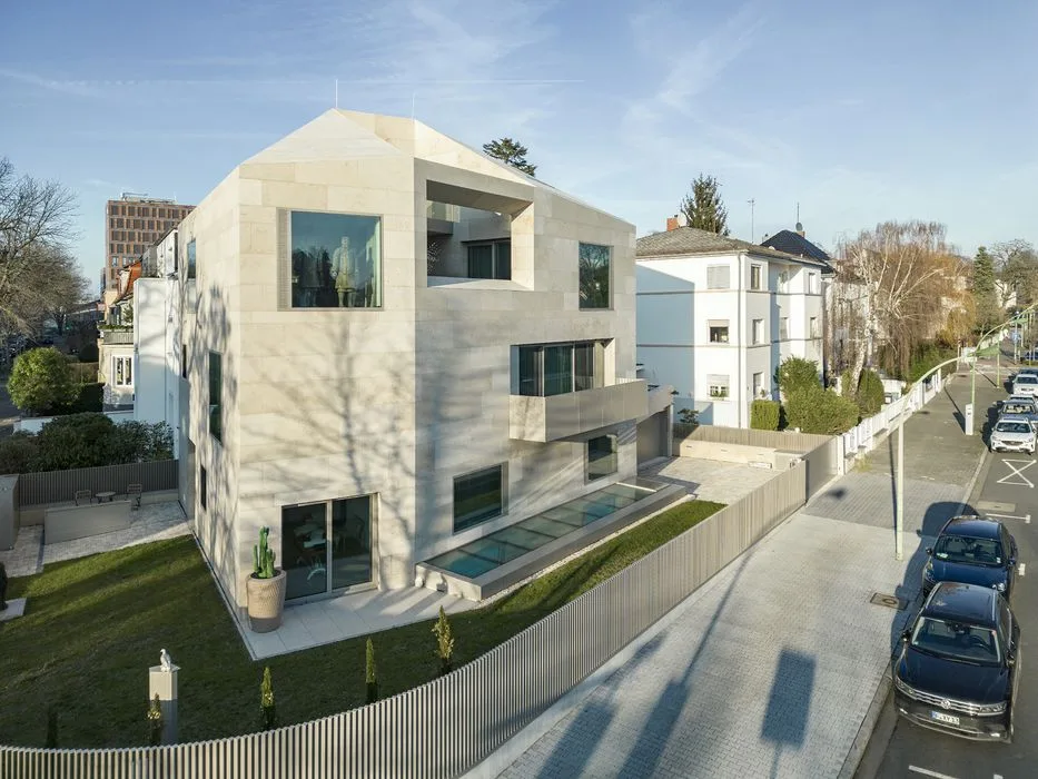 B-V_1130_Foto_01_JLV_15_700pixel