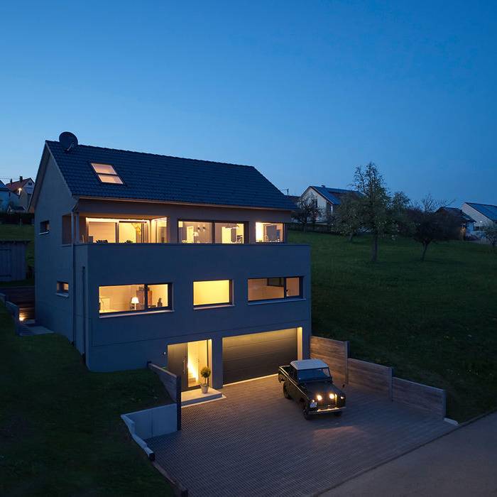 BlaueStd-Front-oben_Drohne28042022-74_15_700pixel