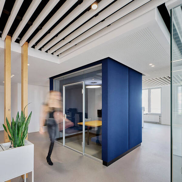 BueroVFinalWeb_0005_10_700pixel