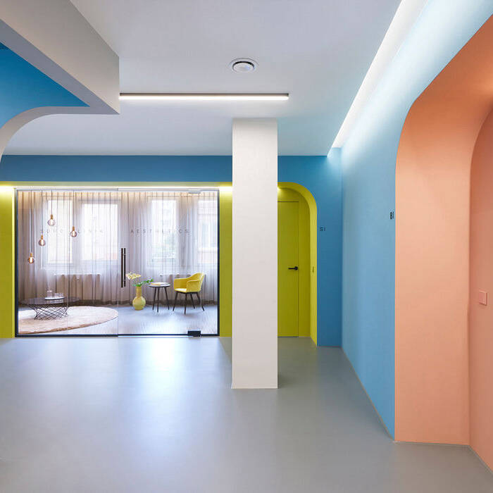 CA498-01_15_700pixel