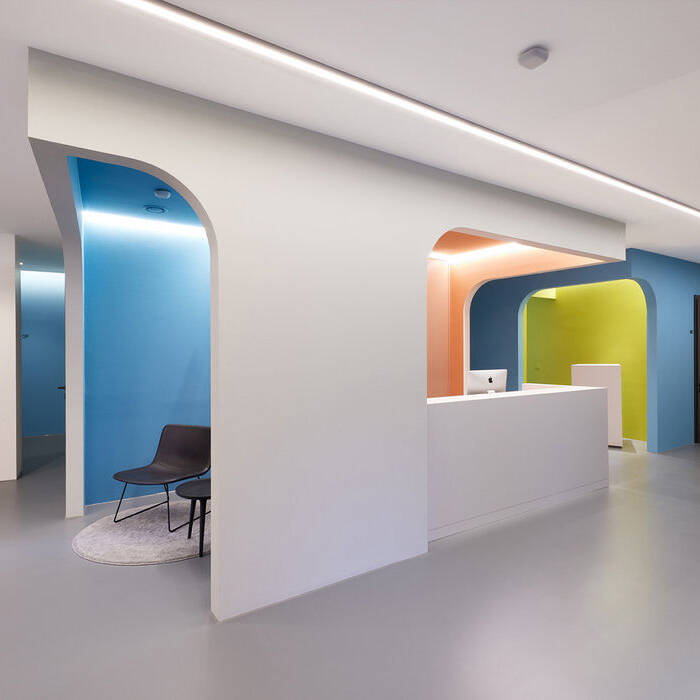 CA498-02_15_700pixel