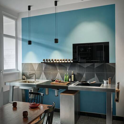 CAVITY_Suspension_S_black_SERIEN_APT-A_2022_0363_V1_OB_CMYK_300dpi_A4_10_700pixel