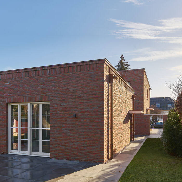 CE667-118_19_700pixel