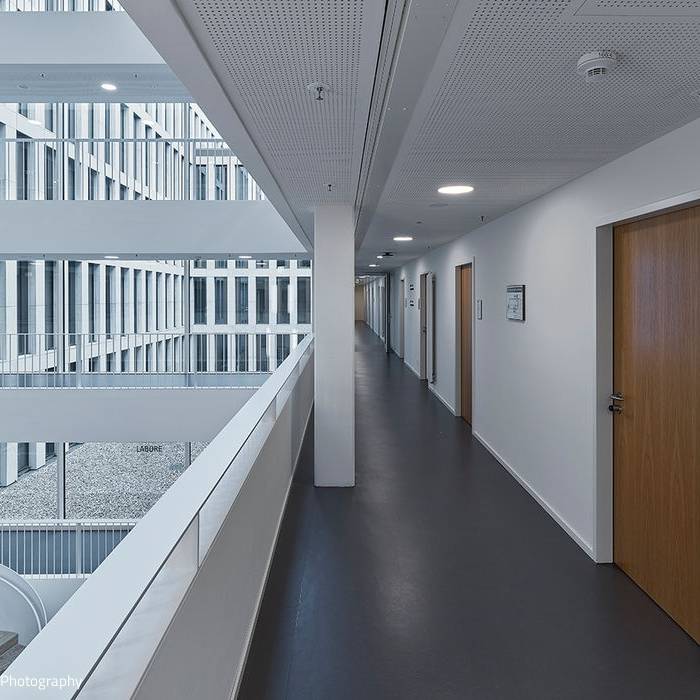 CF001039_10_700pixel