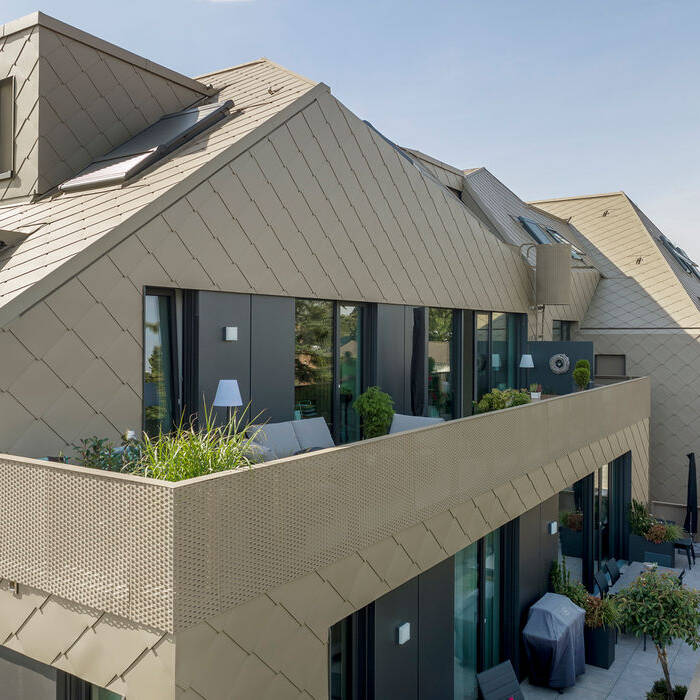 CM-1846-136_15_700pixel