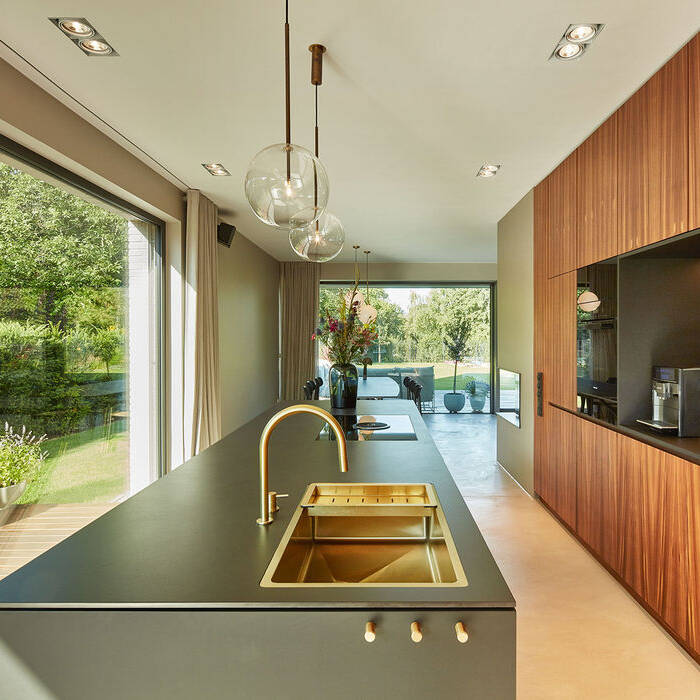 DDJ-WHIDL19-043_15_700pixel