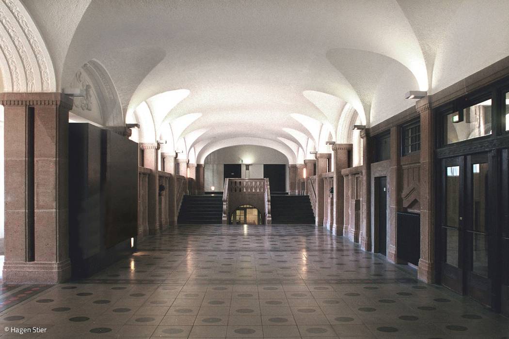 DFZ-UniHH-Hauptfoyer_15_700pixel