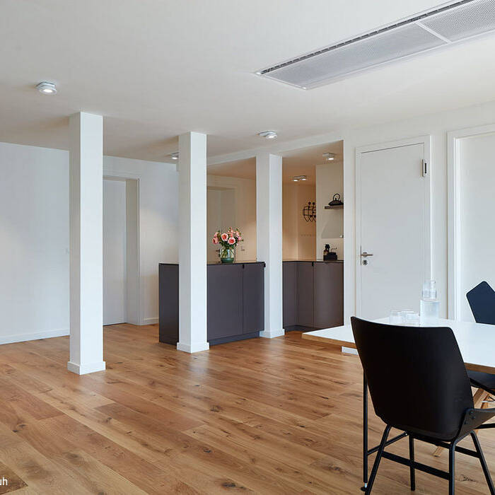 DKA_01_27_7994_10_700pixel