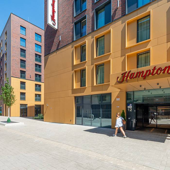 DSC2483-3_10_700pixel