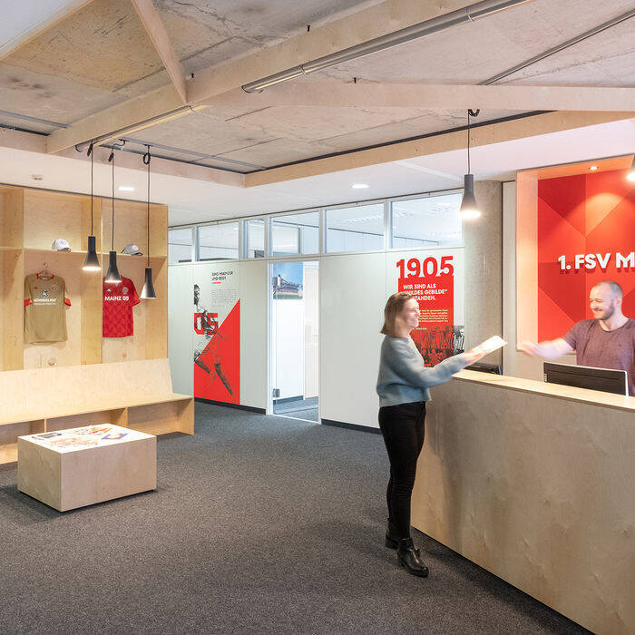 DSCF8707-2_19_700pixel