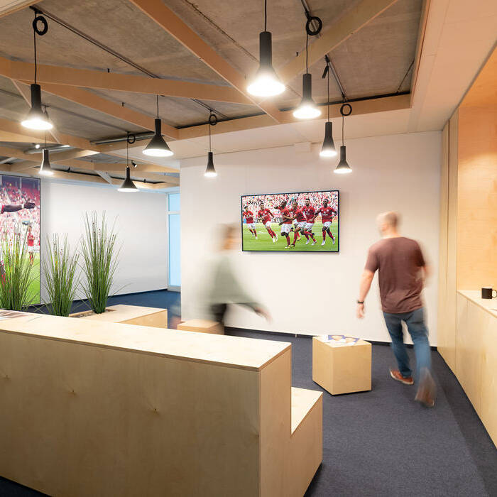 DSCF8779-1_15_700pixel