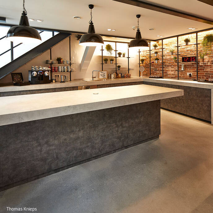 D_Henkel-Y18_24516_07_TKP_10_700pixel