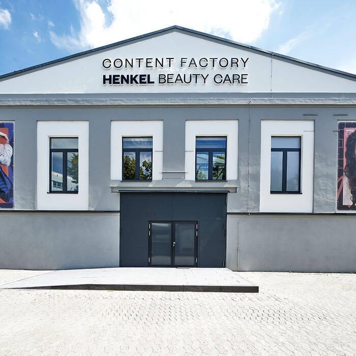 D_Henkel-Y18_24516_26_TKP_15_700pixel