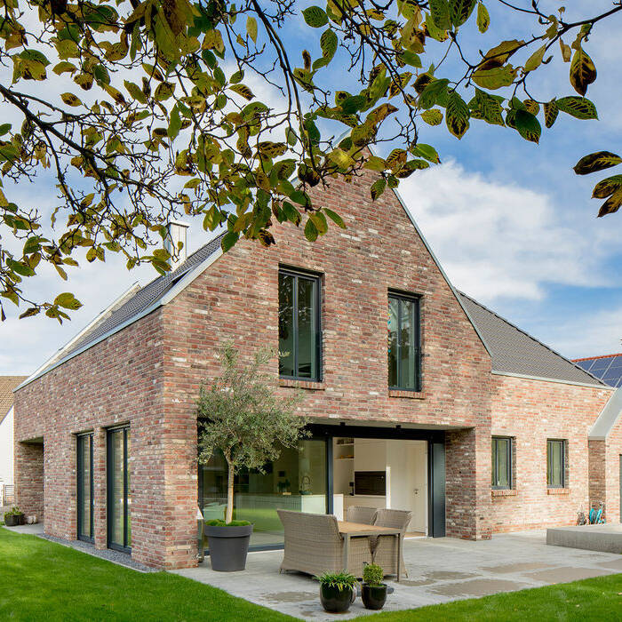 EFH_Krull_03_15_700pixel