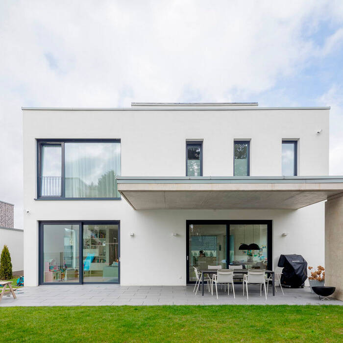 EFM_Bb_083-scaled_15_700pixel