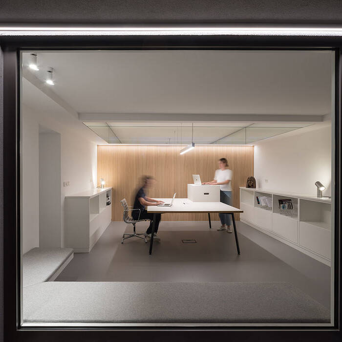 EKS_08-2020_0219_10_700pixel