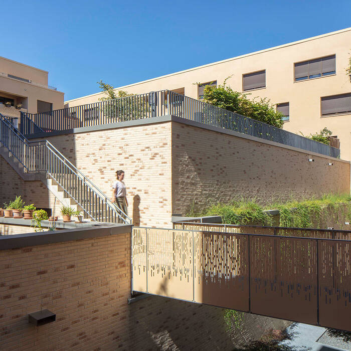 EP03629-0104_15_700pixel