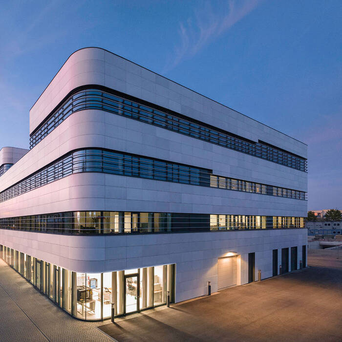 EP04211-0015_1_15_700pixel