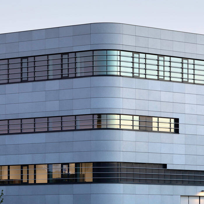 EP04211-0046_1_15_700pixel