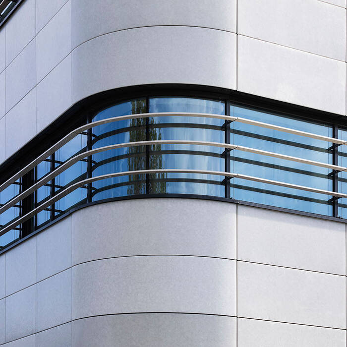 EP04211-0048_10_700pixel