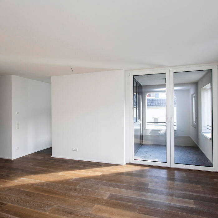 Ennenstr-2a-Fertiggestellt-Ansicht-Wohnzimmer_15_700pixel