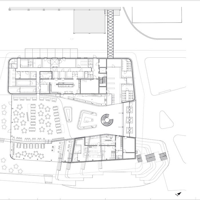 Erdgeschoss_700pixel9U65ZQbJZN1I3